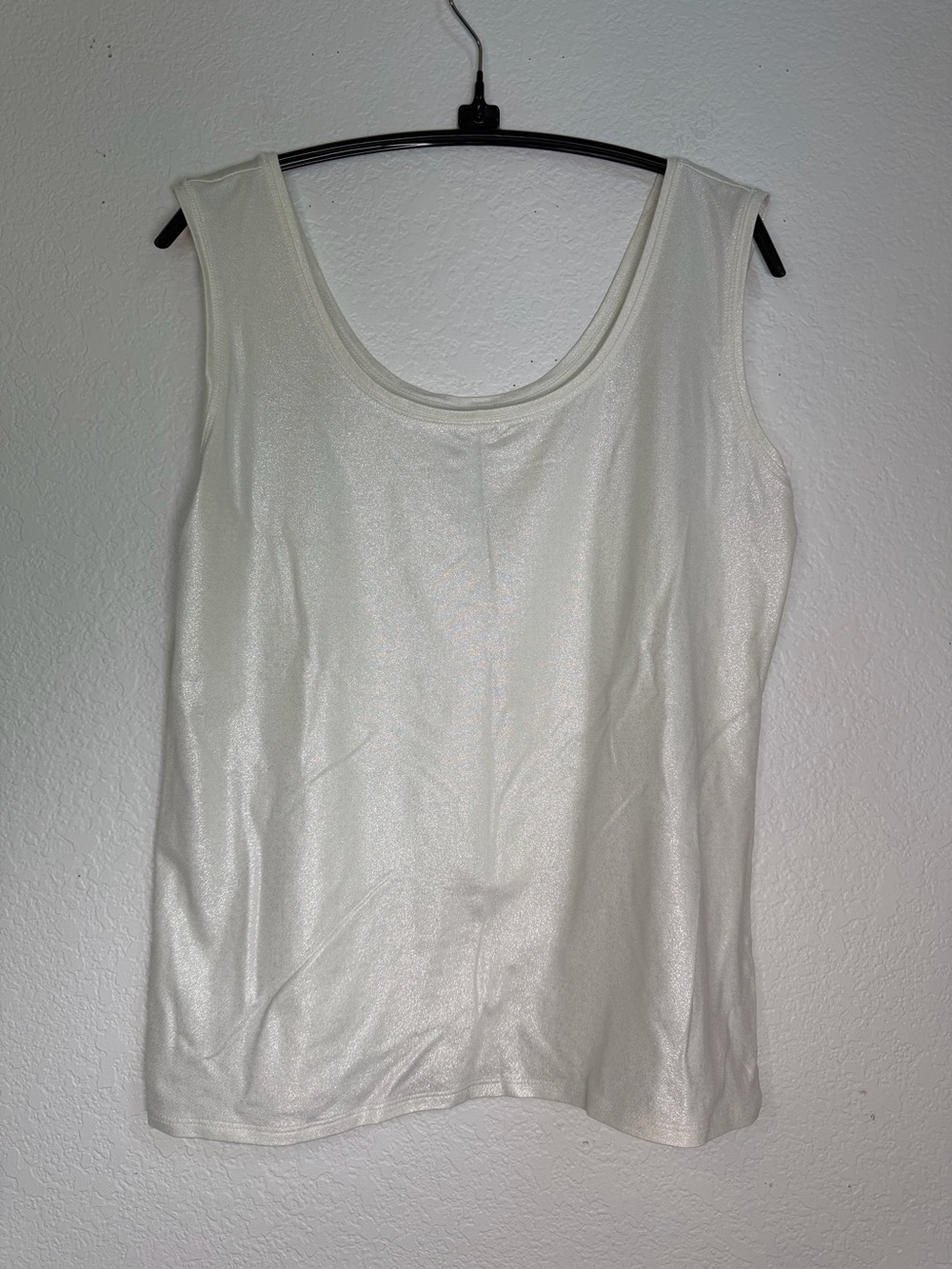 White House Black Market Women's Shimmer Sparkle Scoop Neck Tank Top - White, XL